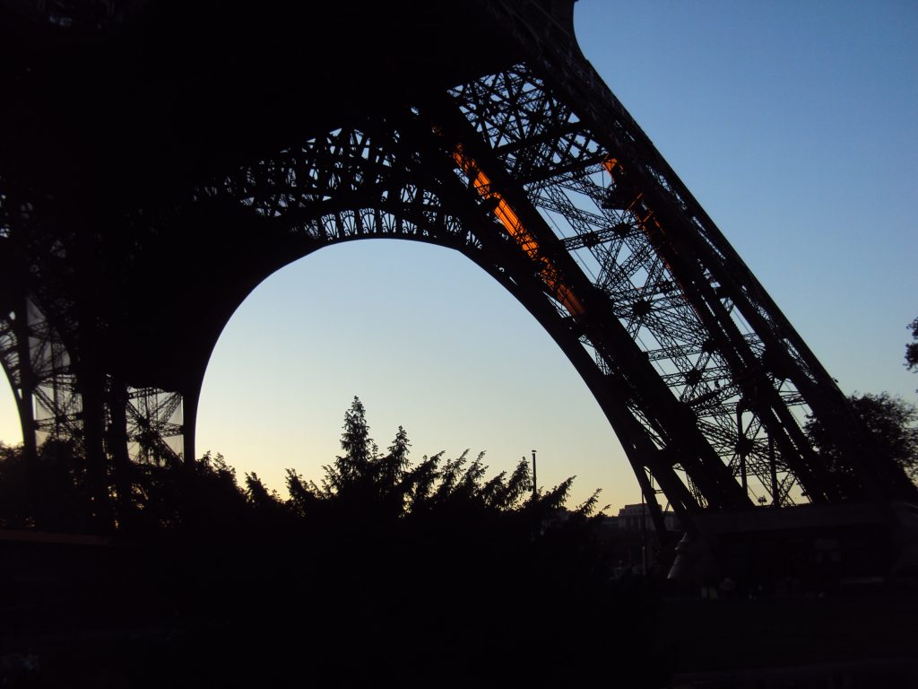 Eiffelturm im Sonnenuntergang, Paris